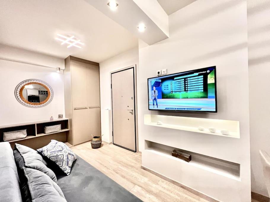 Lovely 1-Bedroom 2 Minutes From Beach Athene Buitenkant foto